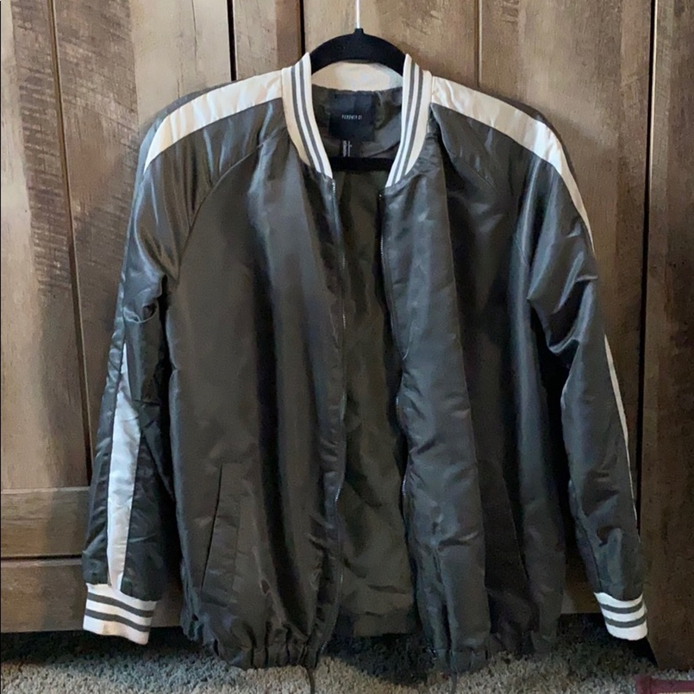 Bomber jacket